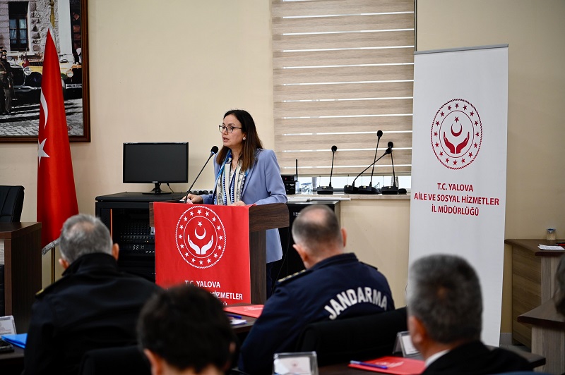 Vali Dr. Hülya Kaya Ailenin Korunması ve Güçlendirilmesi Toplantısına Katıldı